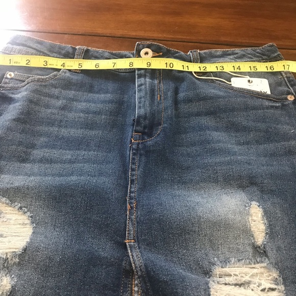 Denim distressed skirt - Picture 4 of 6